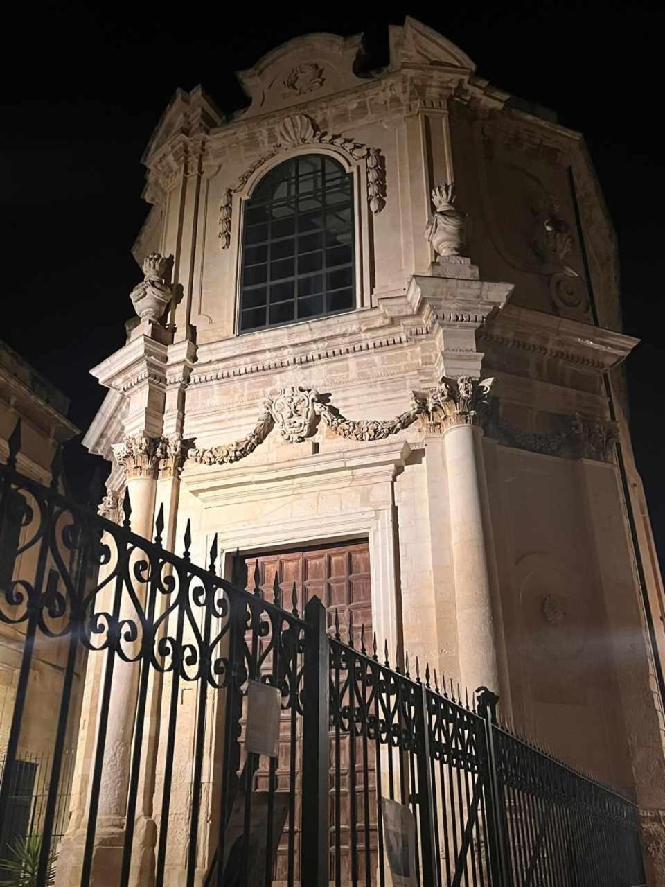 Stella Del Barocco Lägenhet Lecce Exteriör bild